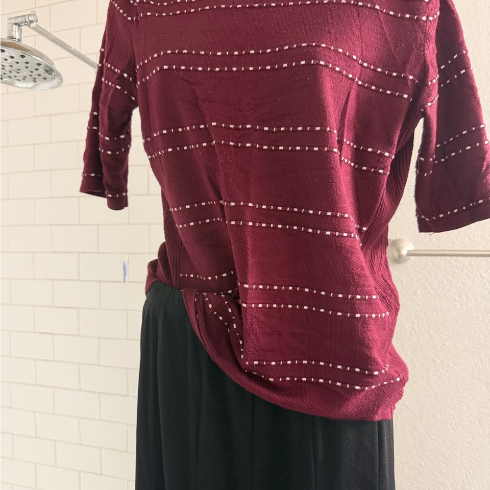 Hannah Burgundy Short-Sleeve Knit Top with Subtle Stripe Accents